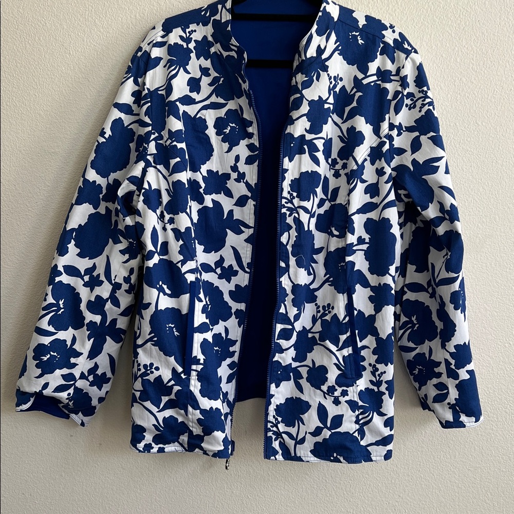 Quacker Factory Zip Front Embellished Reversable Jacket Royal Blue/White Floral